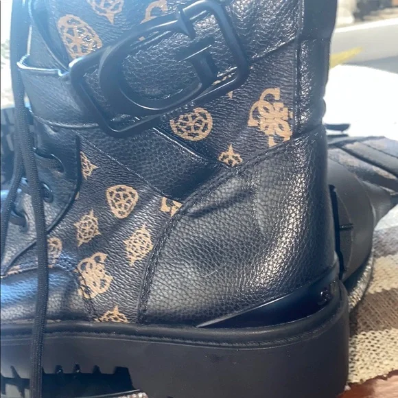 Guess Black and Tan Ankle Boots - Picture 6 of 11